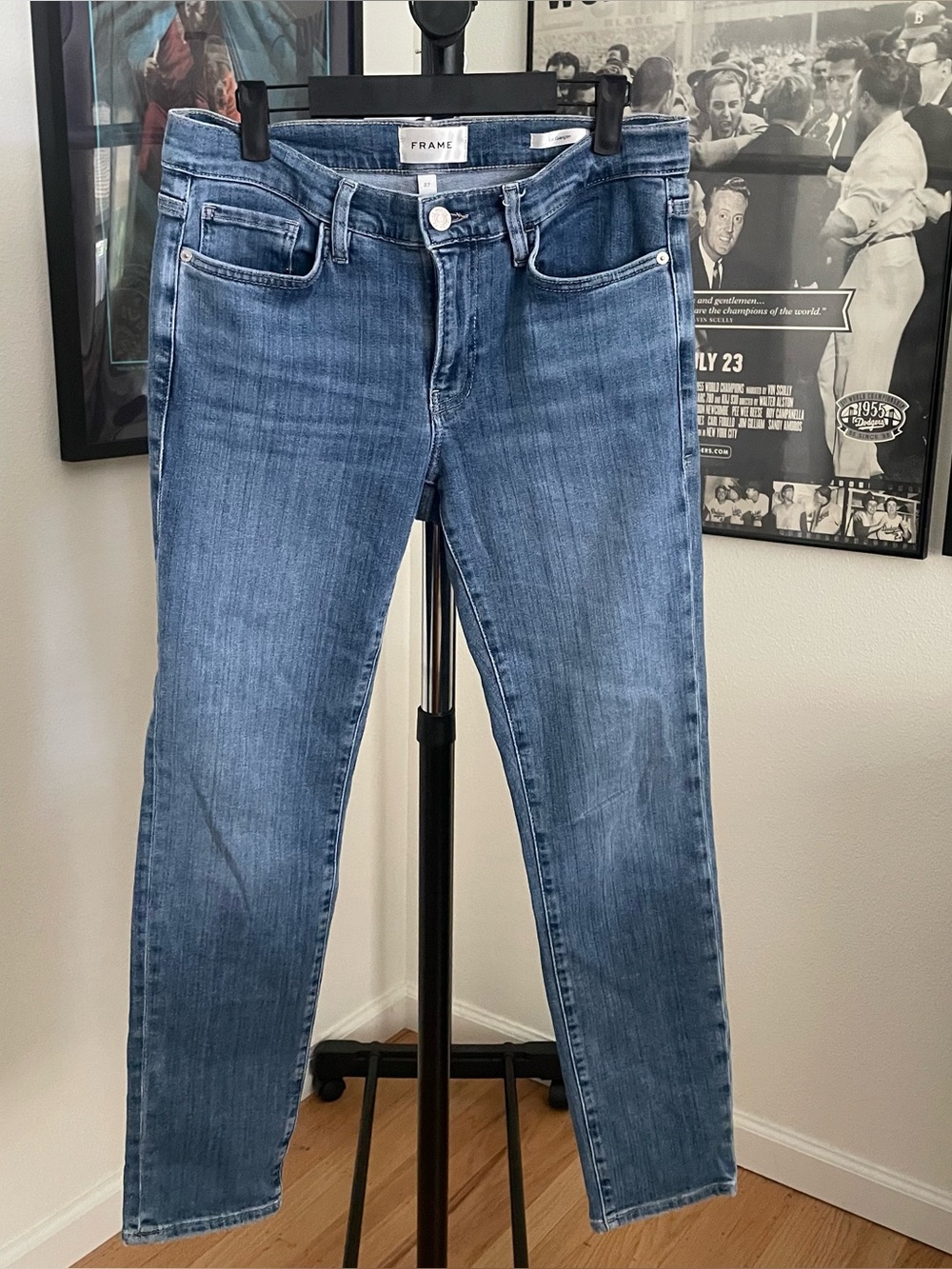 FRAME Le Garcon Jeans in Daphne Blue women’s size 27